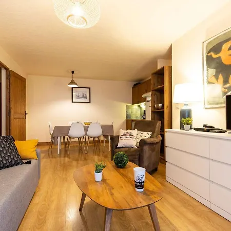 Apartment Centre-ville Avec Parking Et Animaux Acceptes - Fr-1-296-442 *