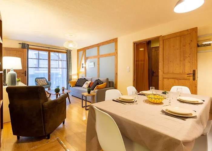 Centre-ville Avec Parking Et Animaux Acceptes - Fr-1-296-442 Сен-Лари-Сулан