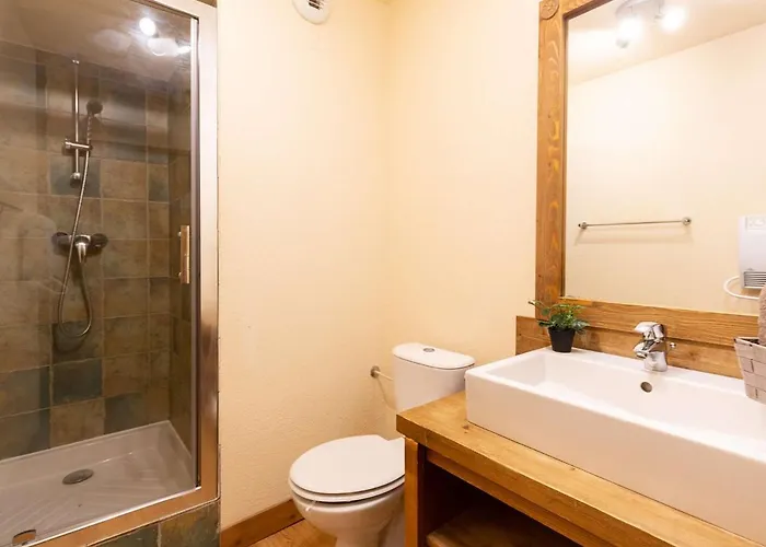 Centre-ville Avec Parking Et Animaux Acceptes - Fr-1-296-442 * Сен-Лари-Сулан